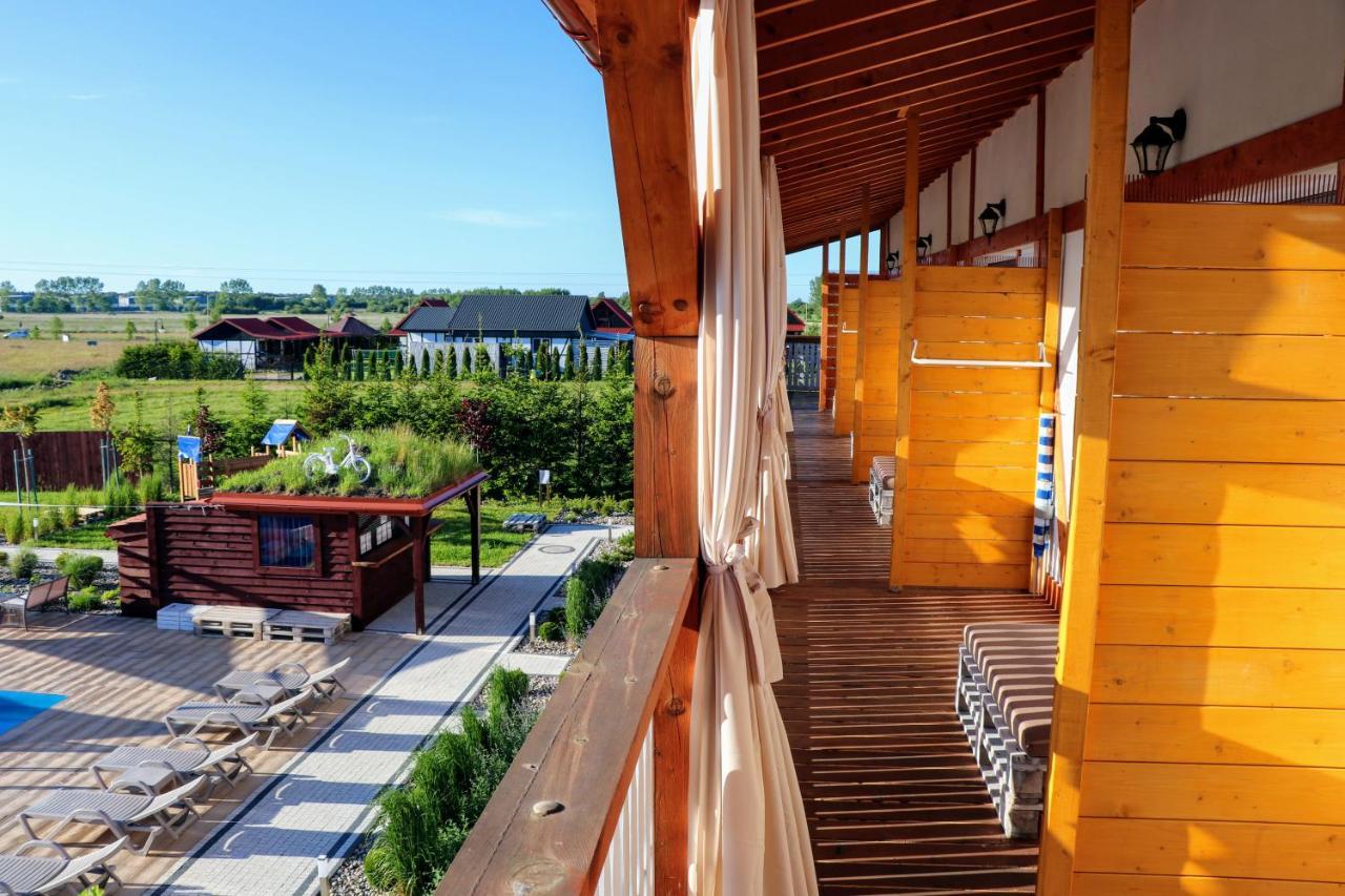 보볼린 Zlociste Zacisze B&B 외부 사진