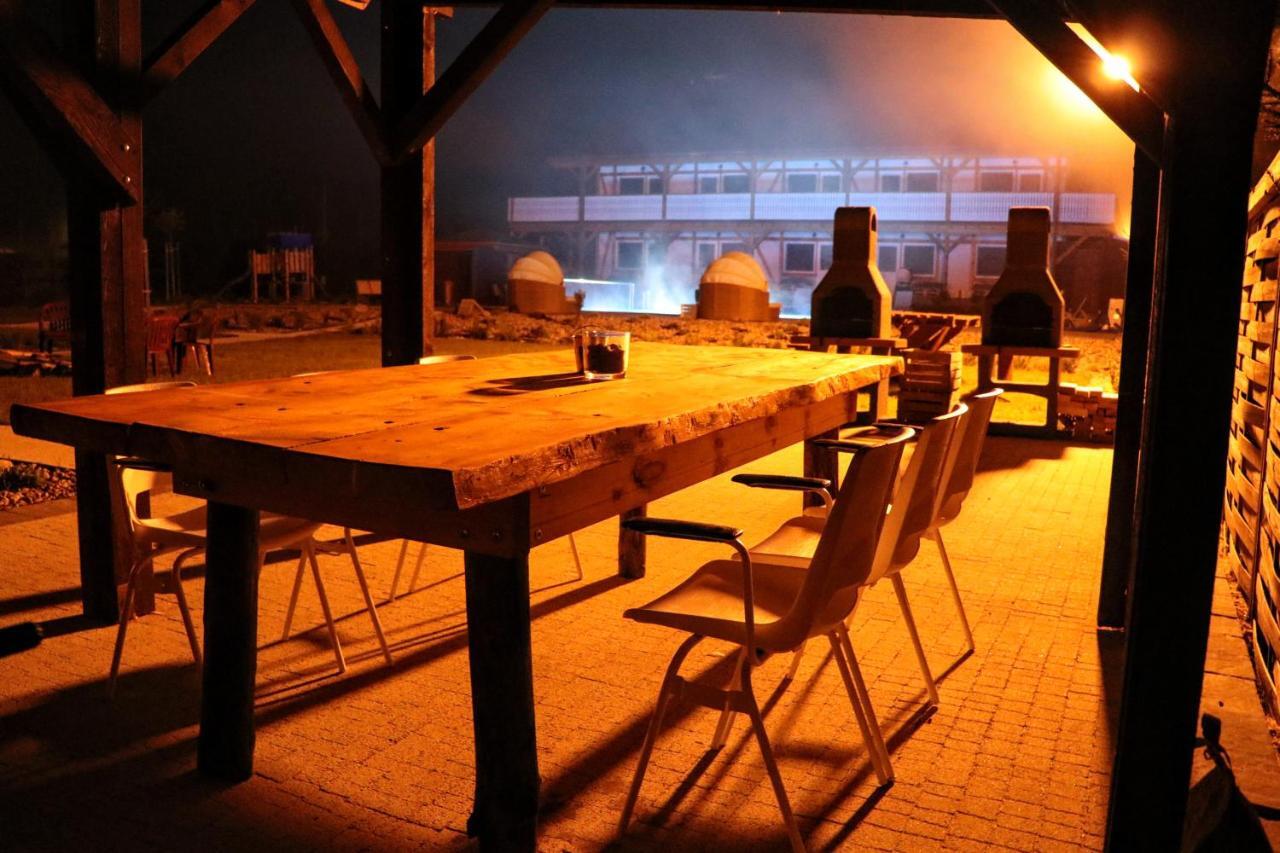 보볼린 Zlociste Zacisze B&B 외부 사진